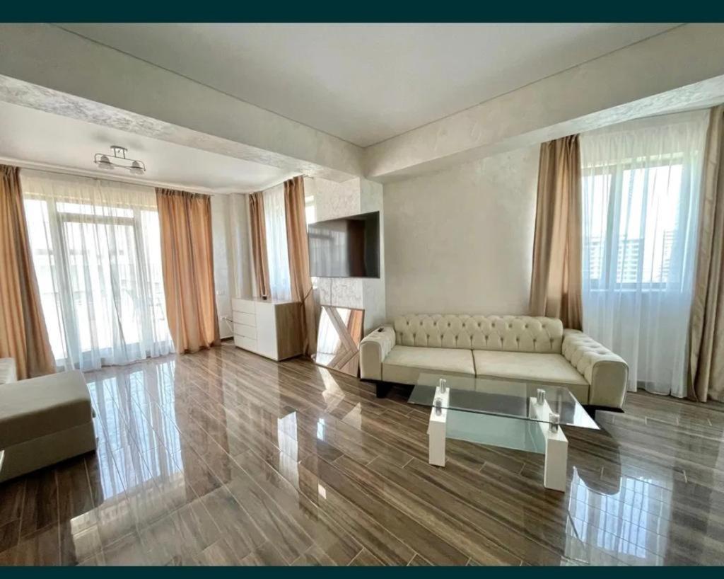 Apartament De Inchiriat Premium Twin Residence , Мамая Экстерьер фото